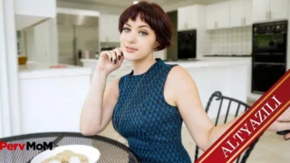 Annemin Çatalından Gözümü Alamıyorum
